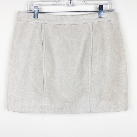 UO Six Crisp Days Glesga Velvet Mini Zip Skirt - Picture 7 of 9